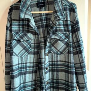 Great Condition green and black Shecket size L feels like wool by Love Tree